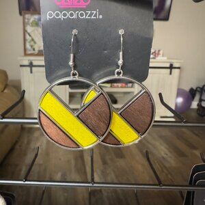 Geometric dangle earrings. Dont be modest. Yellow. New